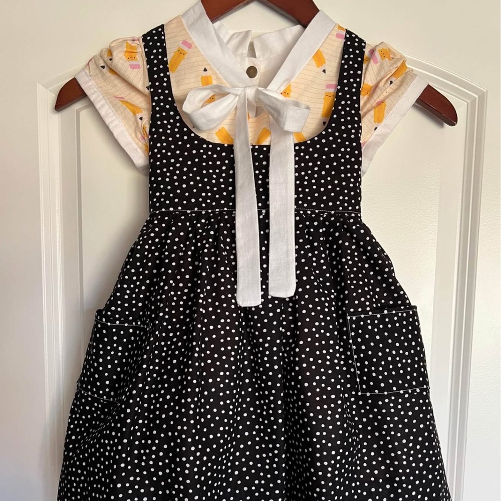 Little Fox Trot Back to School 2-Piece Outfit. Size 6/7.
